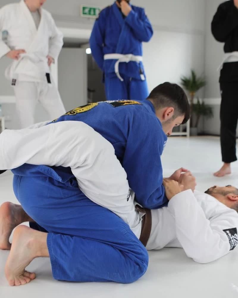Training on the mats at Kylemore Road